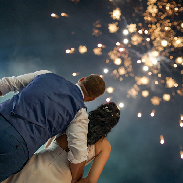 Vuurwerk-op-je-bruiloft-in-de-provincie-Groningen