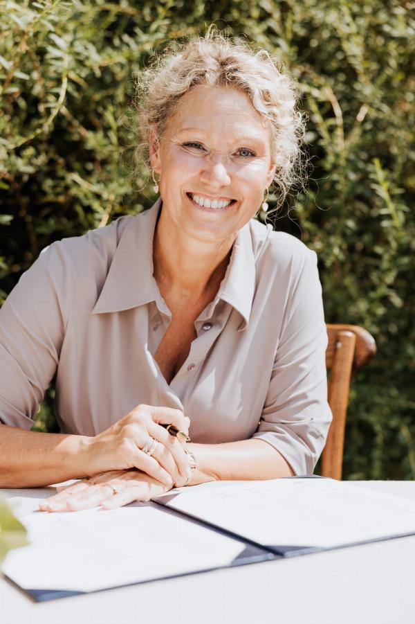 Trouwmevrouw Miryam