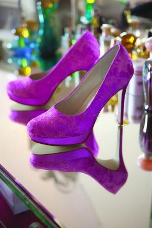 5_fem_weddingshop_bruidsschoenen-met-kant