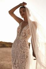 3_the_one_bridal_bohemian-bruidsjurk